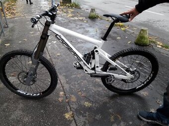 Lapierre DH-230