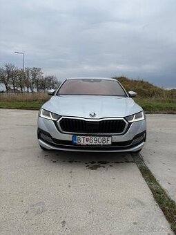 Predam Škoda octavia IV 2.0 TDI 2021