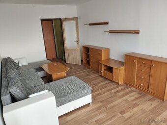 Prenajmem 1-izbový byt s veľkou loggiou – Košice, Furča