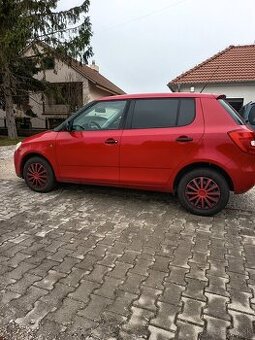 Predám škodu Fabia 2