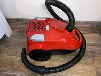 vysávač Orava VY-218