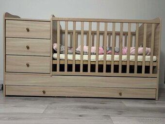 Detská postielka s prebaľovacím pultom - 1