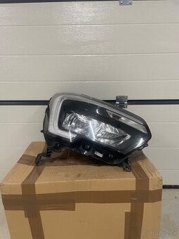 Pravý predný svetlomet originál