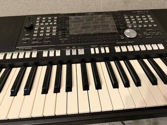 Yamaha Psr S975