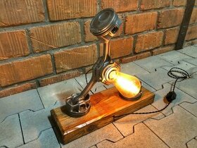 Industriálna lampa - piesty