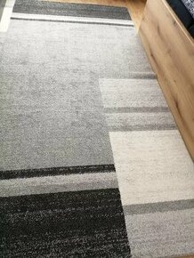 Moderný koberec o rozmeroch 2x2,9m - 1
