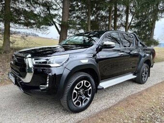Toyota Hilux 2.8 150kw 6/2022 EXECUTIVE odpocet DPH