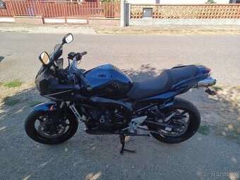YAMAHA FZ6 S2 FAZER