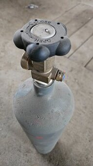 C02 flasa