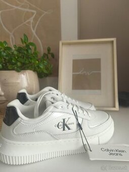 Nové Calvin Klein dámske tenisky č.37