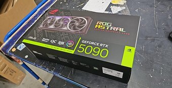 Nova -  Asus ROG Astral GeForce RTX™ 5090 32GB GDDR7 OC