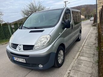 Prenajom 9 miestneho vozidla Renault Trafic