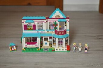 Lego Friends Stephanie a jej dom 41314