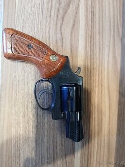 Taurus 38sp