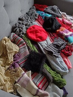 Šatky, šále, čiapky,...