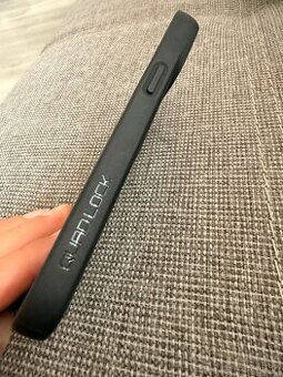 Quad lock iPhone 13 pro nový