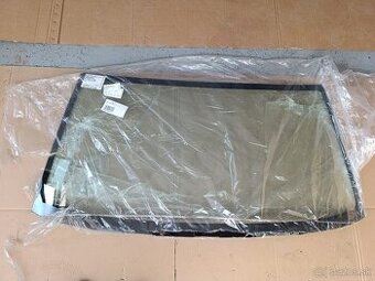 Čelné sklo Nissan Navara 2T, Terrano