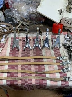 Klipsne a remienky na pedale Retro