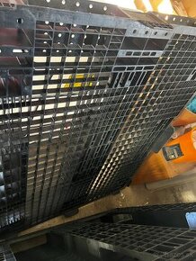 Palety na predaj plastove rôzne
