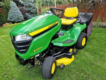 Zahradni Traktor sekačka John Deere X350 r