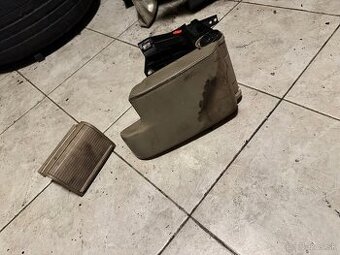 E46 lakťová opierka biela + kastlik