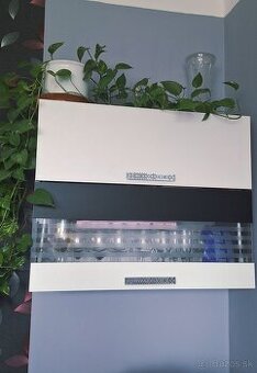 Darujem hornu skrinku z kuchynskej linky