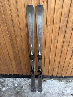 Zjazdové lyže Fischer 157cm