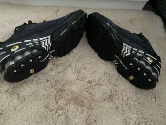 NIKE AIR MAX TN TUNED