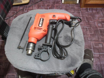 vrtačka s príklepom