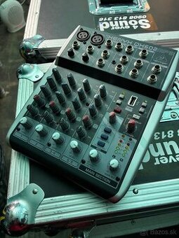 Behringer Xenyx QX602MP3