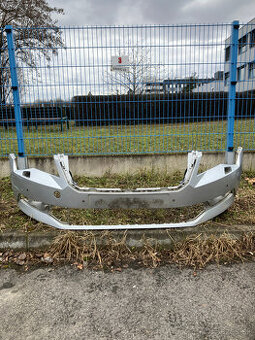 Predni naraznik skoda superb iii 3 15-19 stribrny