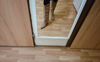 Nové Kožené Semišové čižmy č.37 zn.RESERVED - 19 Eur