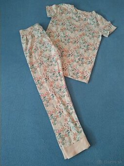 Dievčenské pyžamo Reserved veľkosť 134