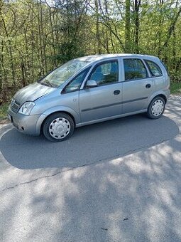 Meriva 1,6 benzín-automat