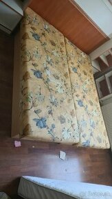 2x valenda postel plus matrac plus stena
