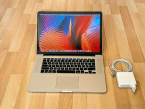 MacBook Pro 15", i7 2,3 GHz, 4-jadrový, NOVÁ BATÉRIA - 1