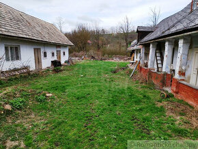 Gazdovská usadlosť v obci Slatina
