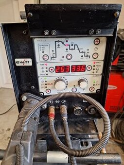 Predam spickovu pulznu 400A zvaracku ewm