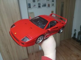 Ferrari F40 - diaľkové ovladanie