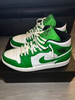 Air Jordan 1 Mid “Lucky Green”