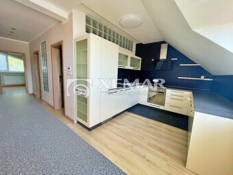 Na prenájom LUXUSNÝ 4i byt-apartmán v RD blízko centra BB
