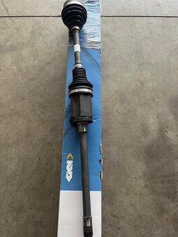 Predám prednú pravú poloos na BMW F10 xDrive (SKF)