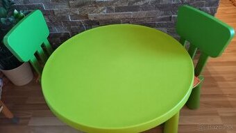 Ikea stolík a stoličky
