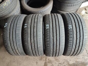 225/45 R17 Hankook