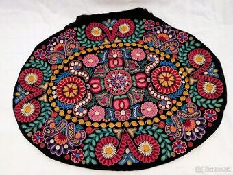 Starožitný obrus + obliečka + ostatné obrusy