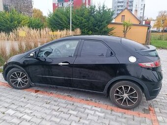 Honda Civic 5DR, 103 kw