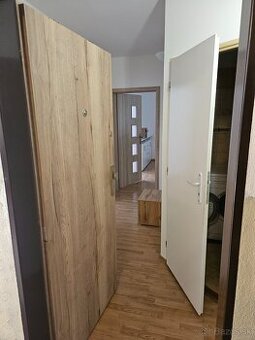 Prenajom 3 izbovy byt - 1