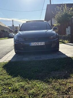 VW GOLF GTI