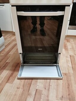 Predam elektricky sporak