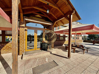 Na predaj zabehnutá reštaurácia v obci Šintava pri Seredi. - 1